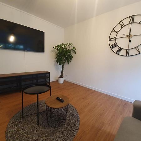 La Citadine Apartment Cholet Bagian luar foto